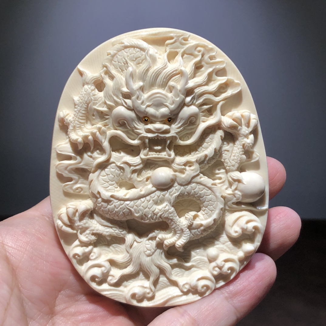 【騰空牌】精選猛犸滿紋冰料手工精雕，祥龍霸氣傳神，靈性十足！