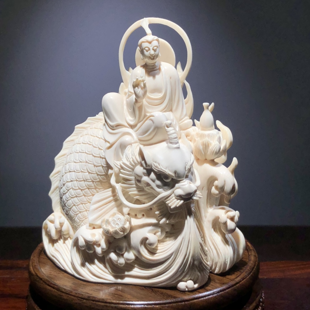 《鰲魚觀音》擺件，云飛老師手雕孤品！